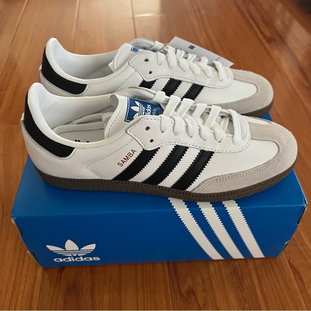NWT Women's Original Adidas Samba OG Shoes Size 7.5 White / Black FAST SHIPPING